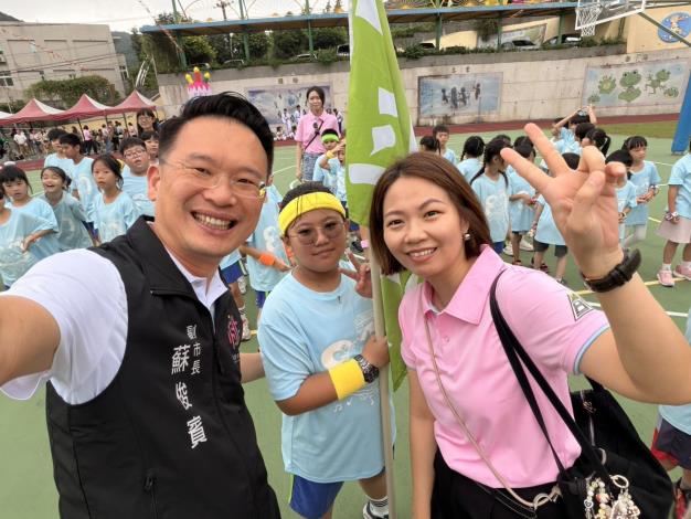 蘇副市長肯定學校80年來深耕在地教育