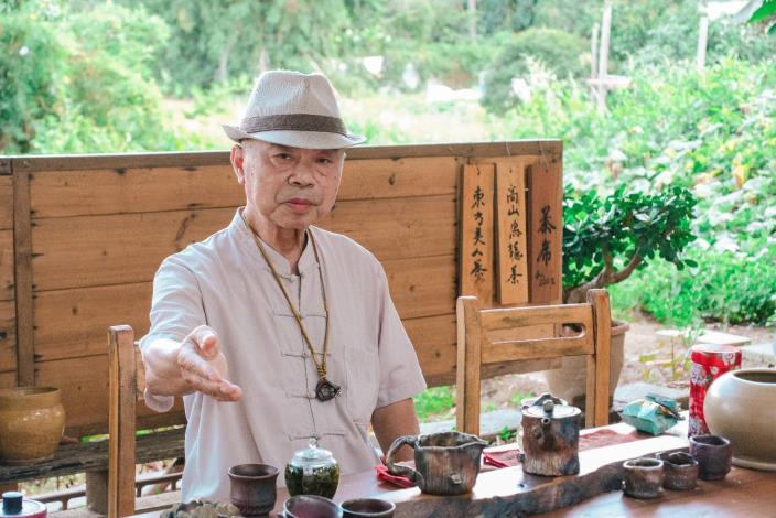 興雨的戶外茶席很受歡迎