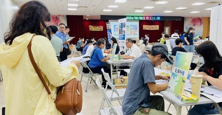 桃園區公所樂齡亮點場徵才活動