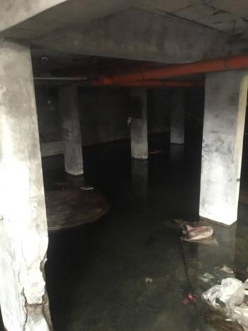 圖2、地下室長期積水損及結構，宜進行結構評估