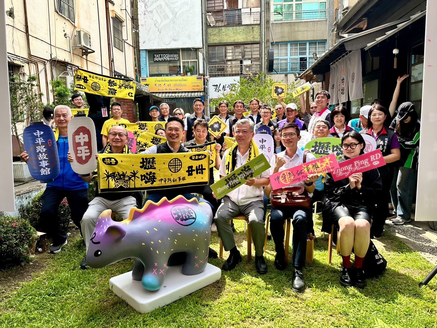 蘇副市長與現場貴賓及民眾合影