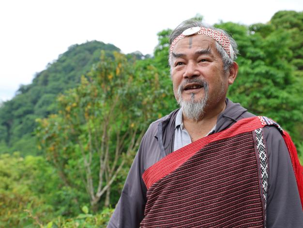 楊崇德精通族語與古語運用充分掌握文化內涵及傳統表現形式