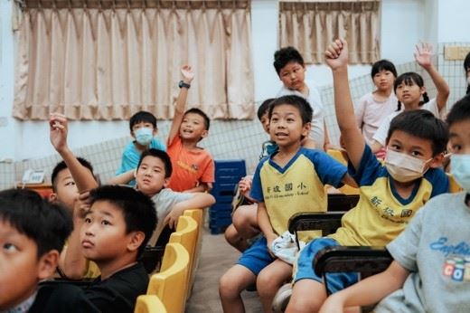 新興國小走訪德林寺記錄在地信仰與公共空間_0