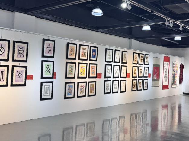都會媚影五人聯展