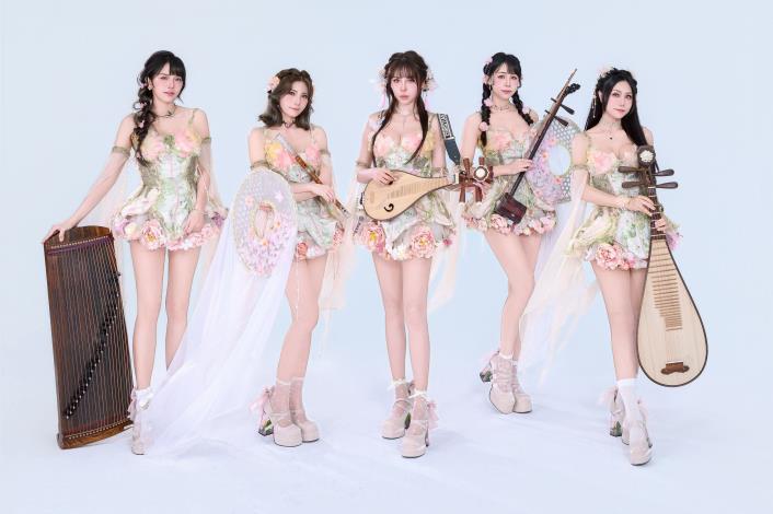 知名台灣女子國風電音樂團-天選樂團將現身於411的快閃活動。