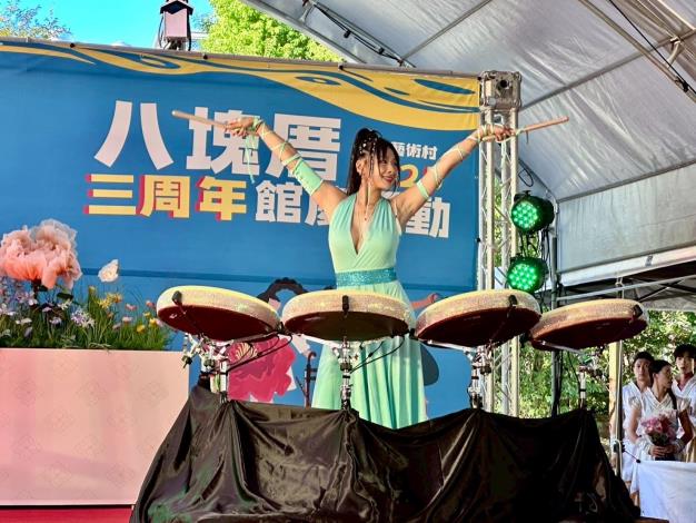 宋坤傳藝鼓藝精湛，傳統與現代交織