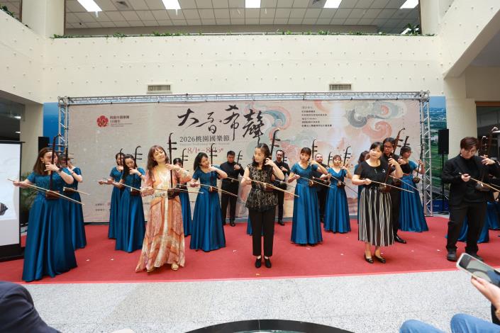 2026桃園國樂節演出《光明行》片段演出人員：桃園市國樂團首席張維紜、臺灣國樂團副首席高孟嵐、臺北市立國樂團首席陳慧君、高雄市國樂團首席彭苙榳、臺南市民族管絃樂團演奏家王姿文  (左至右)