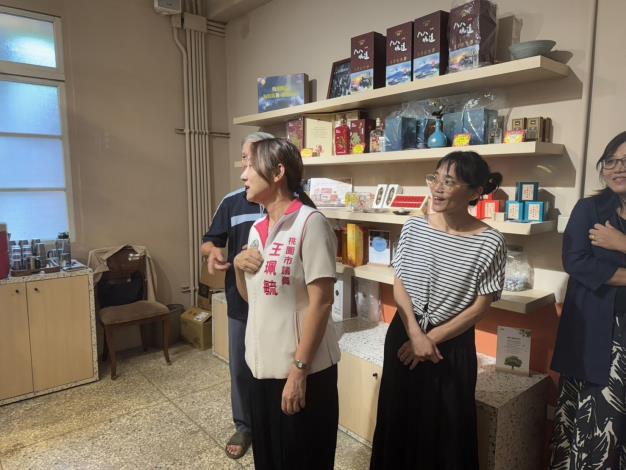 桃園市議員王佩毓光臨眷戀
