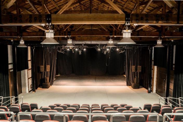 米倉劇場觀眾席