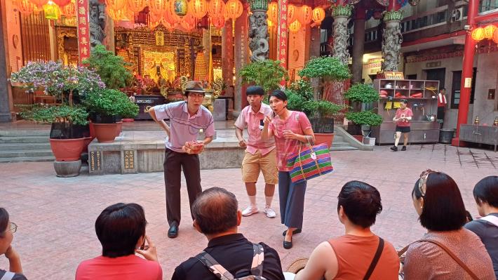 大溪大禧戲劇走讀活動結合環境劇場帶大家認識大溪慶典故事
