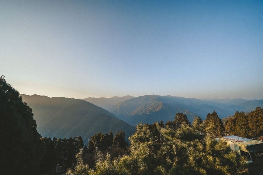 秘境時光系列帶領民眾聽著泰雅傳說故事，走進沒看過的拉拉山。