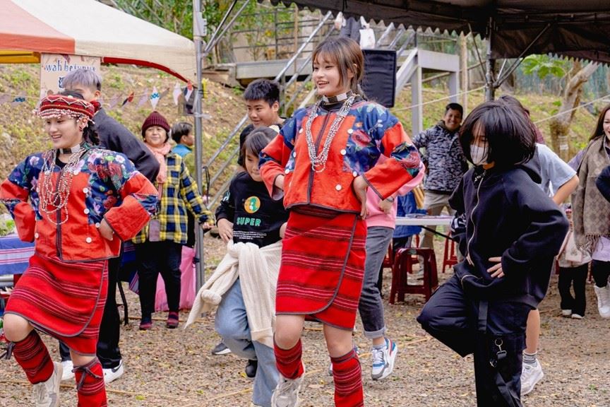 部落輕旅系列主題，讓民眾可以親身體驗部落傳統文化。