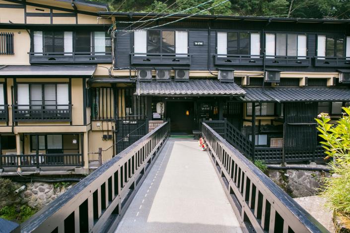 黑川溫泉小鎮建築與街道景觀