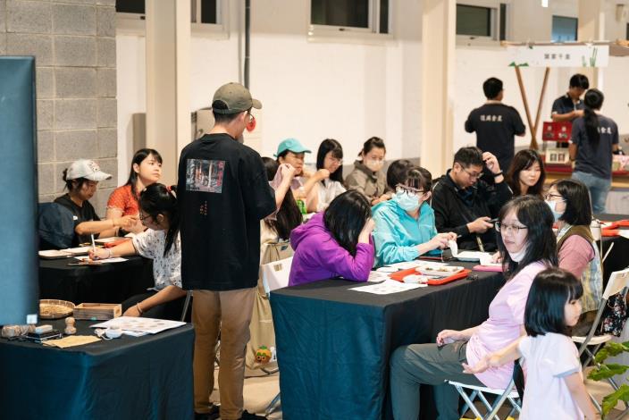 圖3-中壢街區行動團隊 防蚊中藥草包DIY體驗活動