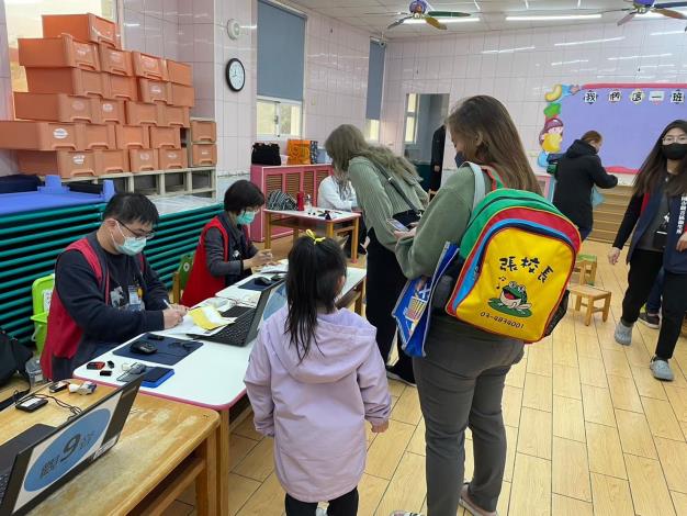 LINE_ALBUM_張校長新冠_240422_1