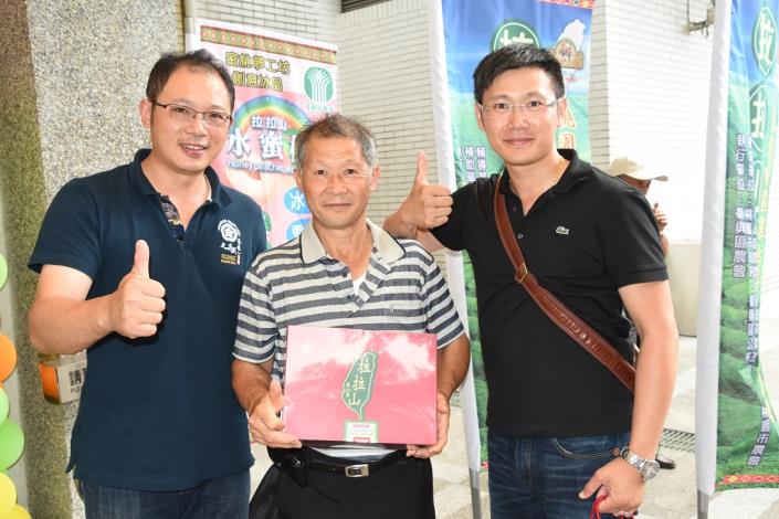 陳建勳父子是春茶比賽最大贏家