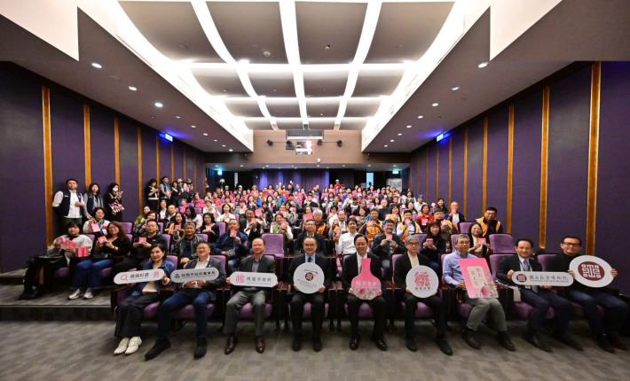 桃市府攜手故宮跨界聯名 首推「桃茶寶盒」力拓國際市場 (5)