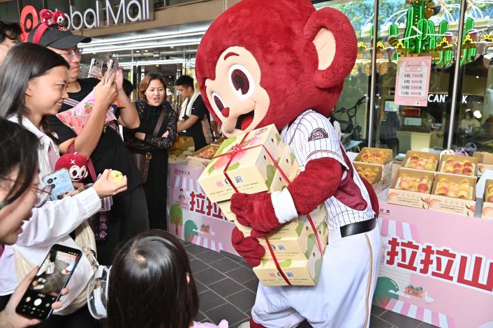 環球A19一日店活動