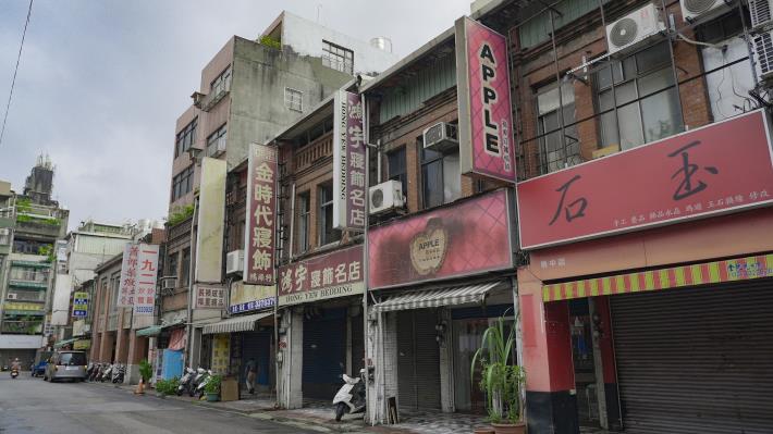 景福宮東側店家外觀改善前