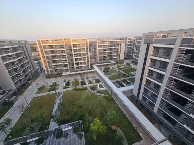 目前10處安置基地中，已8處順利組織管委會