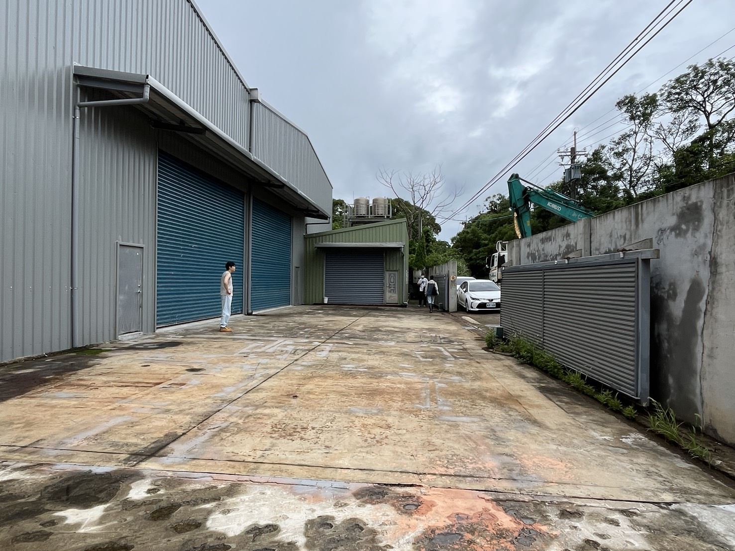 違規鋪設混凝土地坪