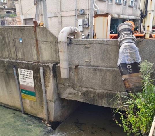 桃鶯路與興隆路口