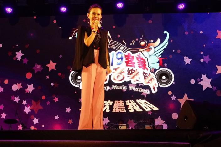 金曲歌后彭佳慧大秀客語，帶給大家一個美好的夜晚