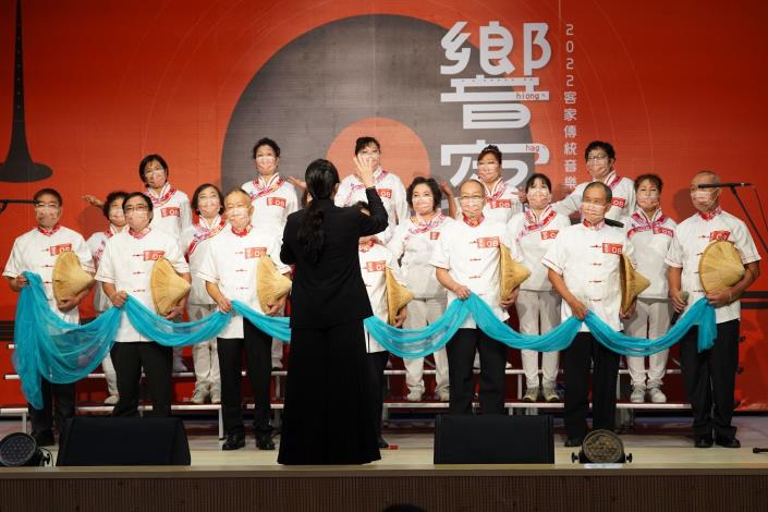 「歌謠傳唱計畫成果競賽」計有桃園30隊團體逾600人報名參賽