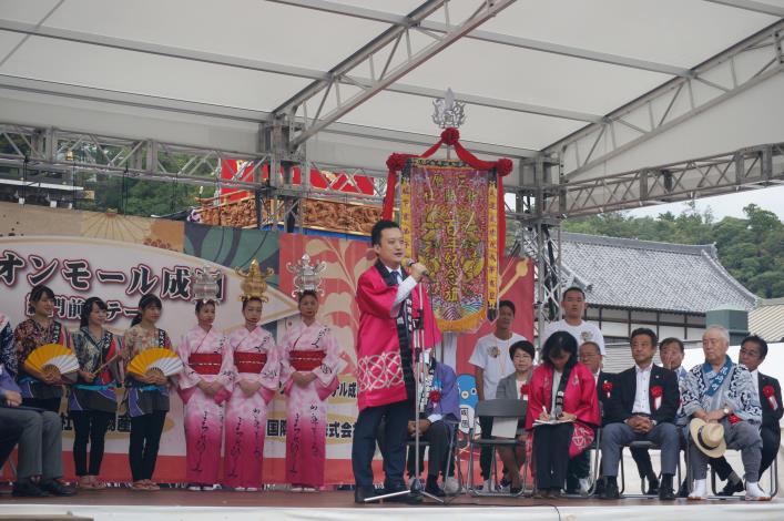 桃園市政府秘書處長顏子傑代表鄭文燦市長出席成田藝能祭開幕記者會。
