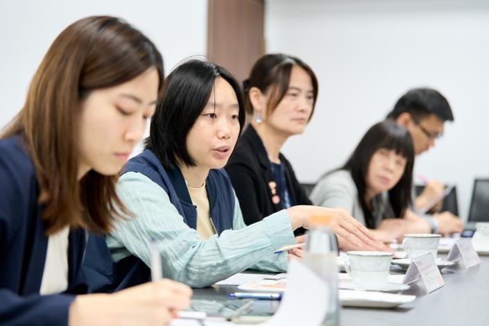 農業局農務科謝于婷技正表示，農業局扮演媒合和規劃溝通的重要角色，確保食材來源