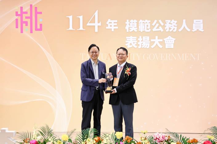 17.智慧城鄉發展委員會侯兆豐組長