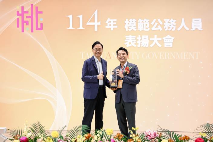 1.民政局藍品畯副局長