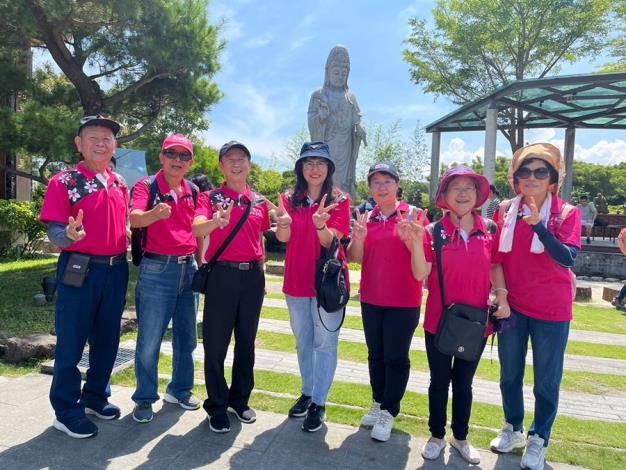 12同仁於北后寺合照