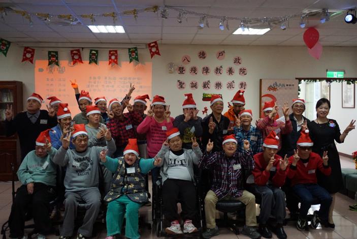 105年聖誕歡樂慶生派對|