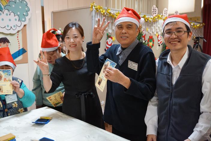 105年聖誕歡樂慶生派對|