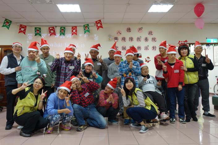 105年聖誕歡樂慶生派對|