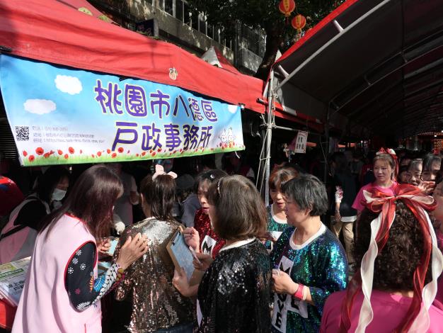 民眾踴躍參與本所攤位活動