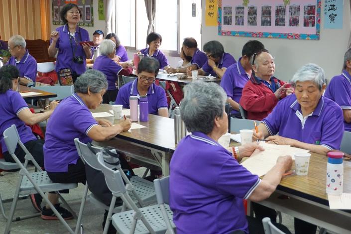 行動式老人文康休閒巡迴服務民眾發問情形