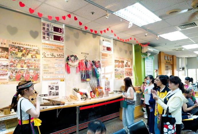 導覽及觀展民眾