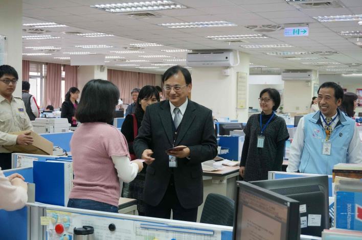 新春團拜(局長蒞臨)兩人遠照