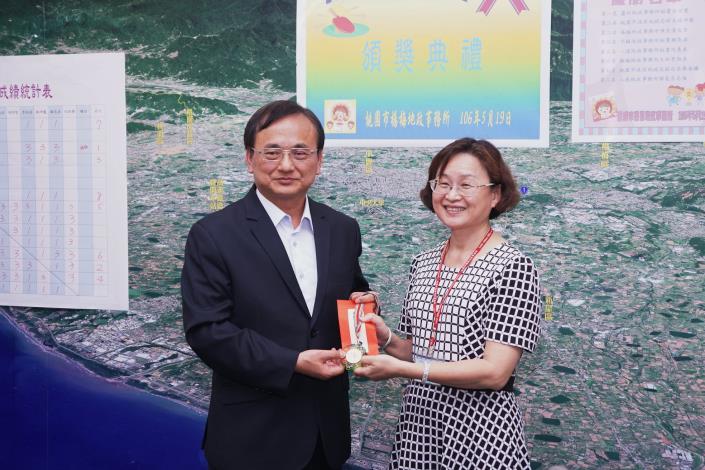 主管杯桌球賽頒獎 主任頒獎