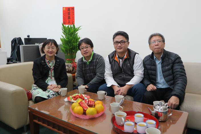 主任合照