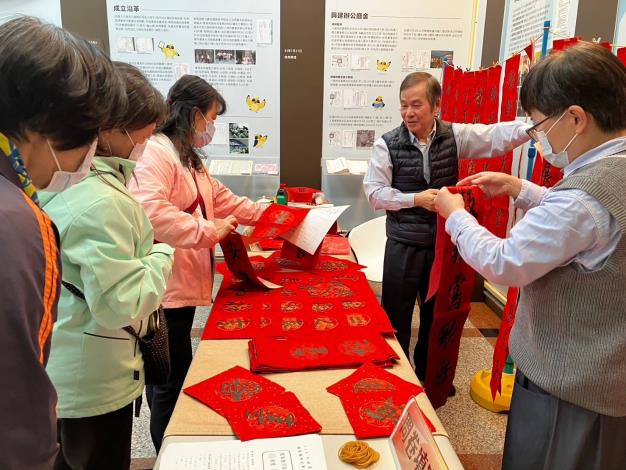 LINE_ALBUM_1140114春聯揮毫_250114_1