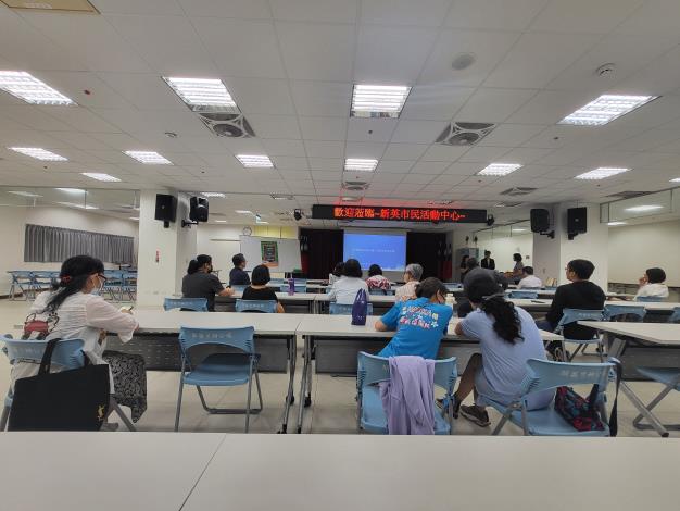 講師授課中－第1張