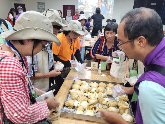 志願服務體驗活動-饅頭完成