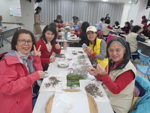 志工手工藥草包製作體驗-第7張