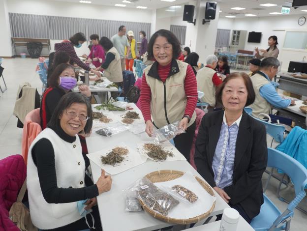 志工手工藥草包製作體驗-第9張