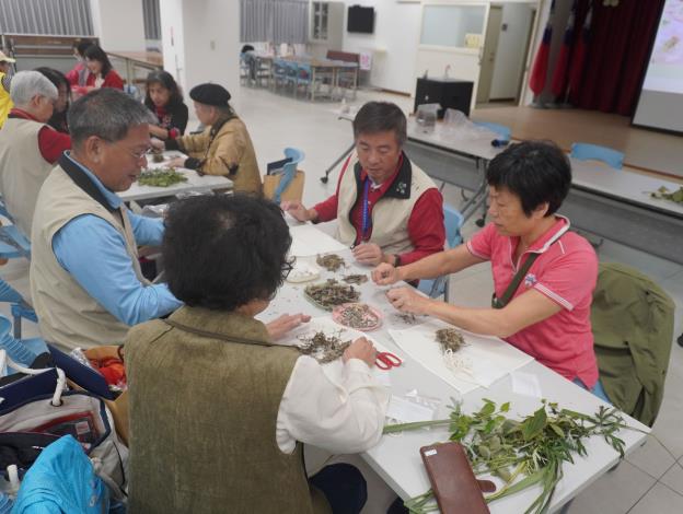 志工手工藥草包製作體驗-第3張