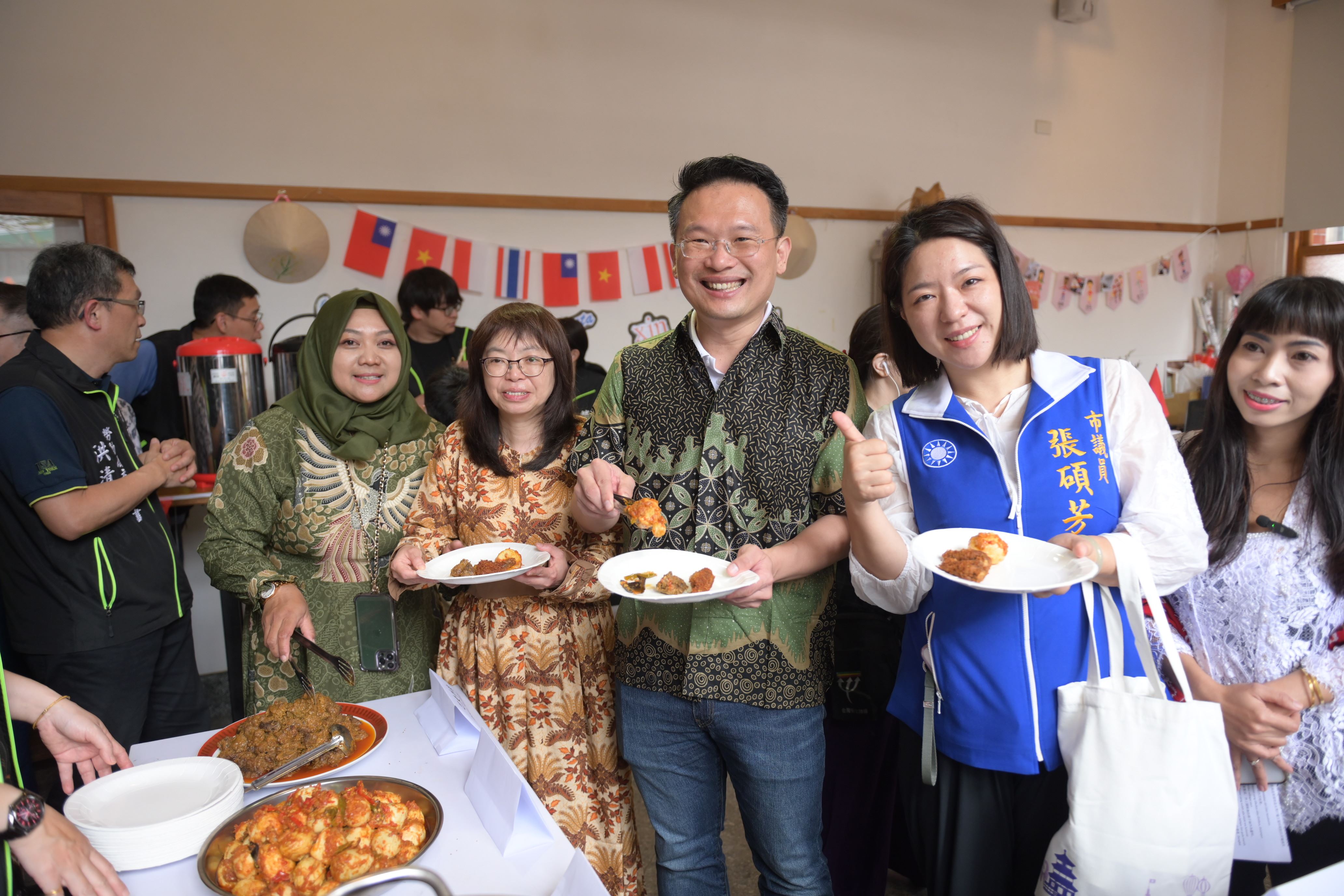 印尼開齋節活動合影