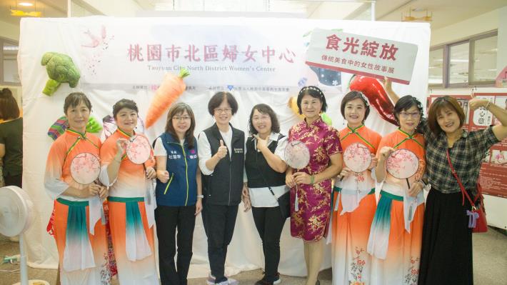 杜局長與曾處長與馬祖同鄉會合影